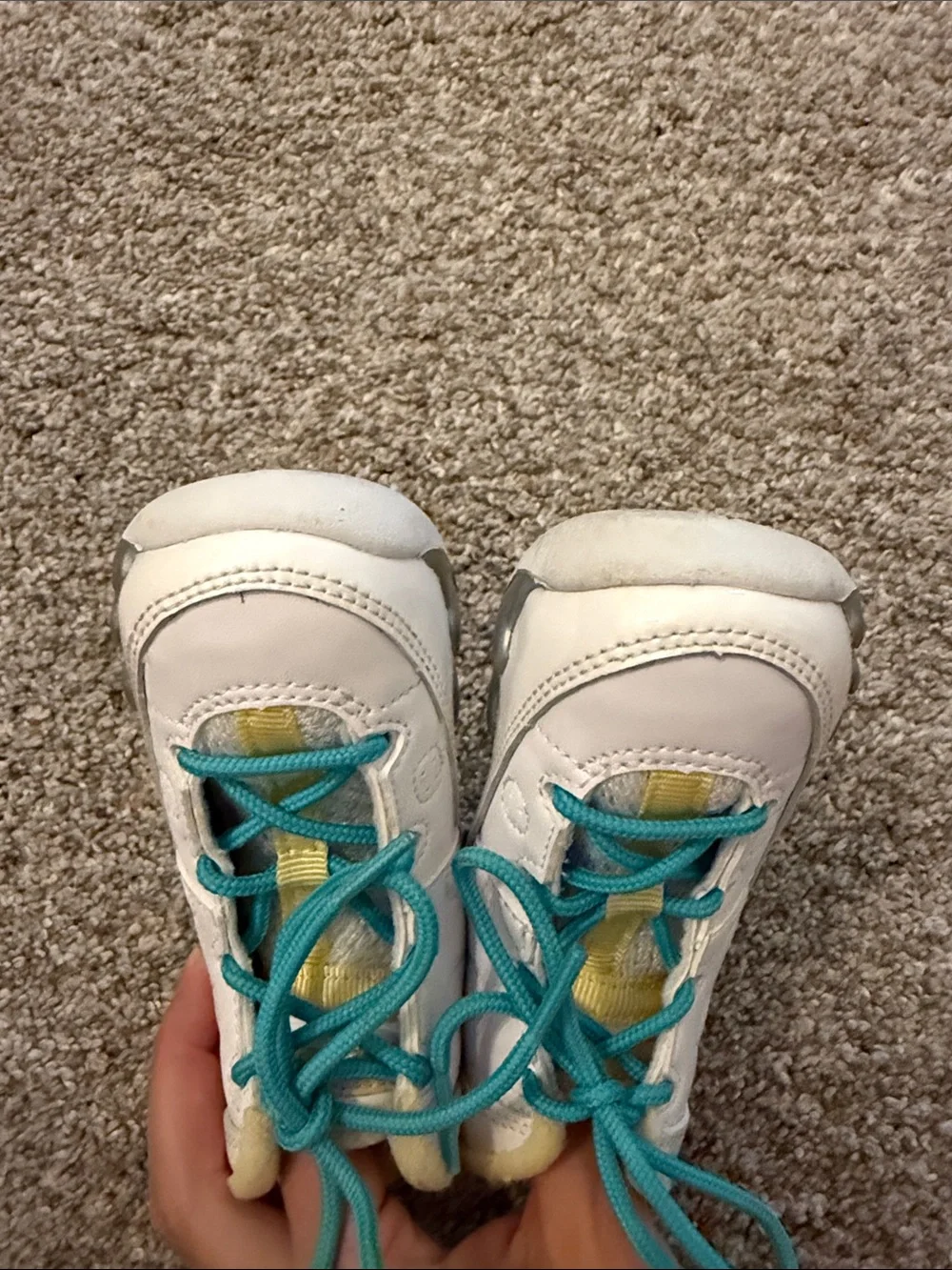 Nike Air Jordan 9 Retro sneakers Toddler Yellow and Turquoise 6C